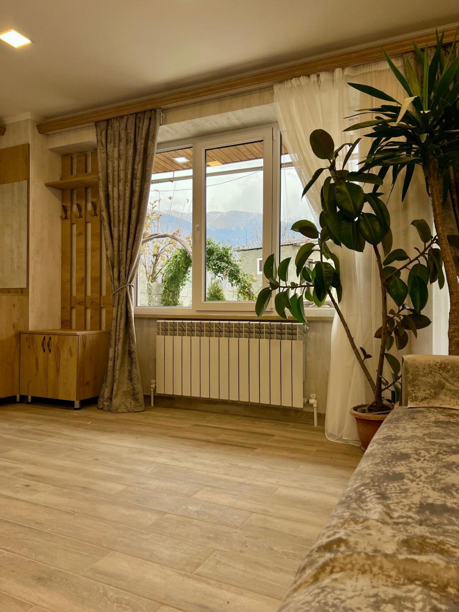 Green Park Guest House Dilijan Exterior photo